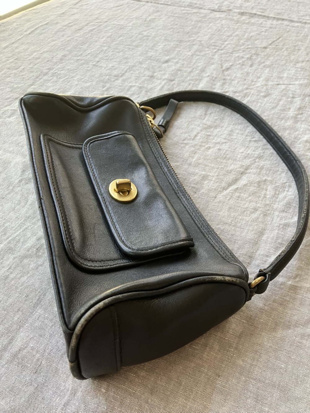 Vintage Y2K Coach Demi Baguette Purse in Black Leather - Picture 6 of 7